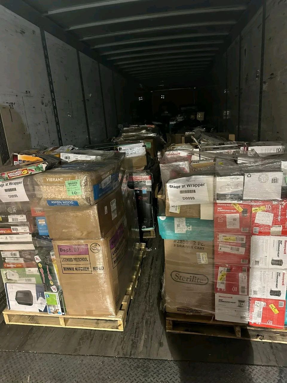 Walmart General Merchandise Truckload - Image 11
