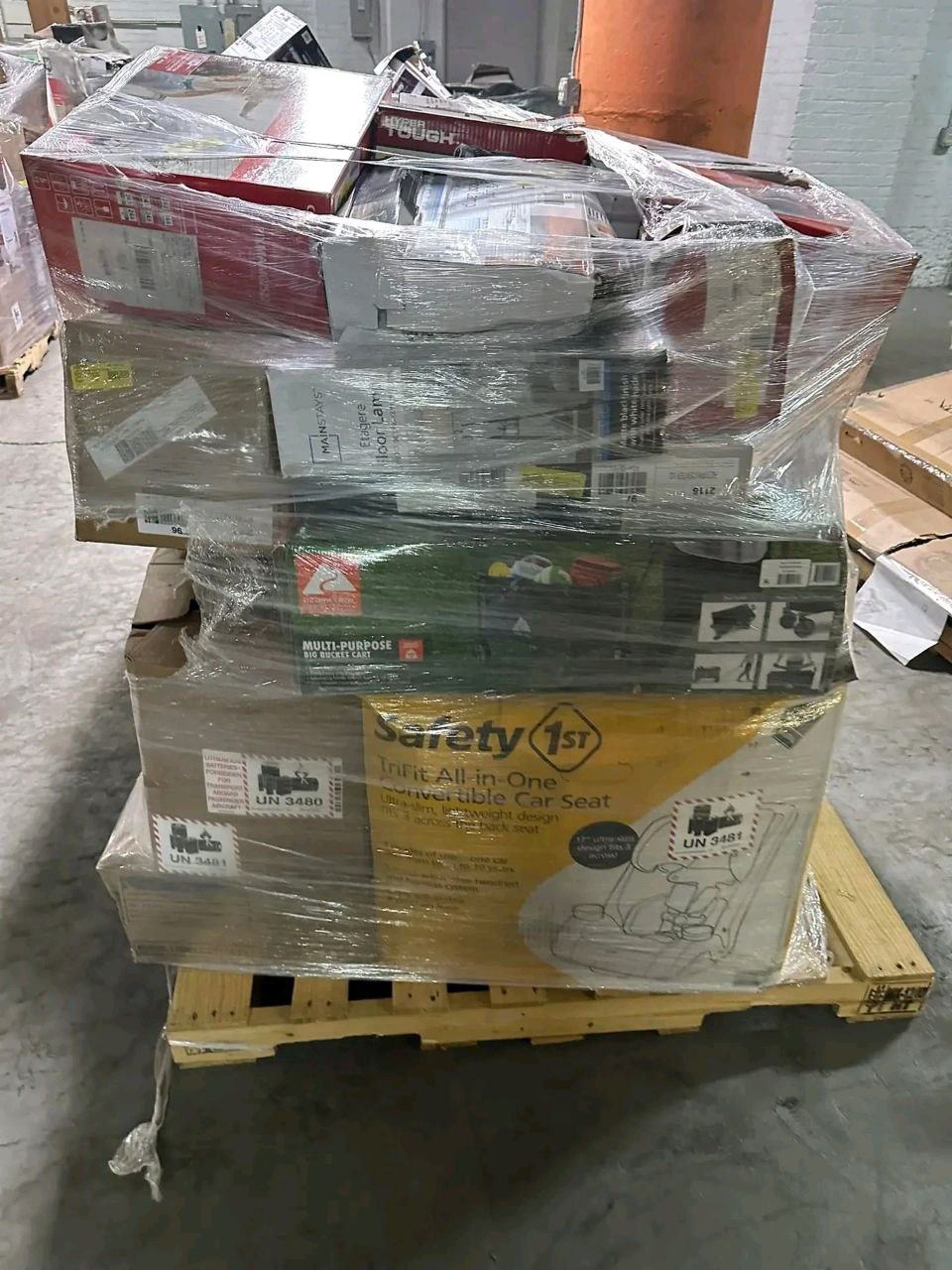 Walmart General Merchandise Truckload - Image 3