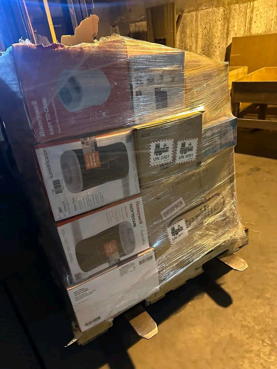 Walmart General Merchandise Truckload - Image 9