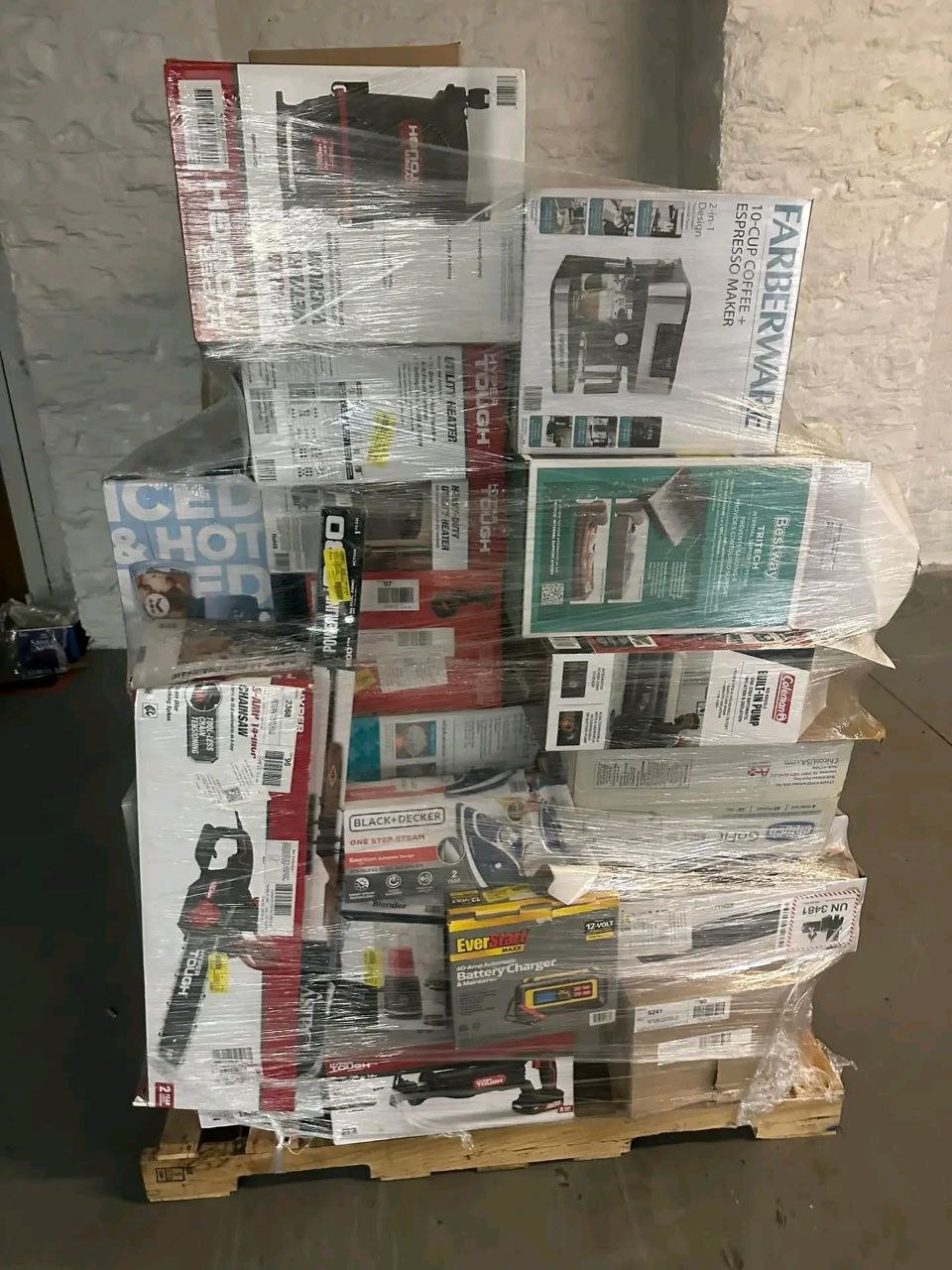 Walmart General Merchandise Truckload - Image 10